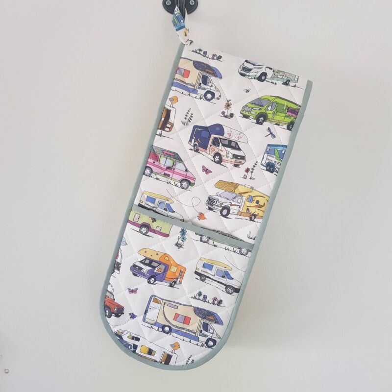 Campervan / motorhome double-mitt oven glove