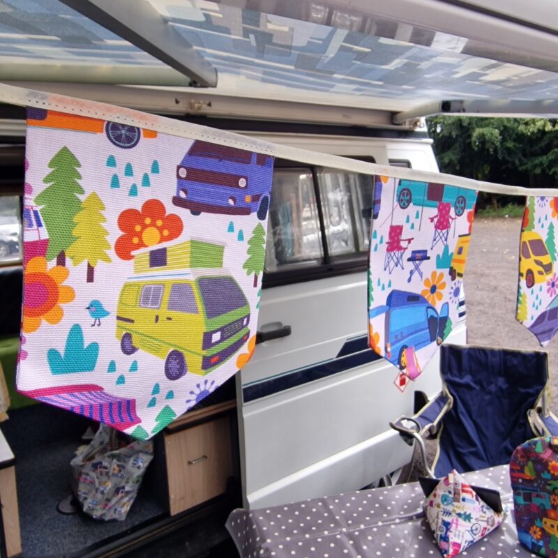 Campervan Bunting (Cream)