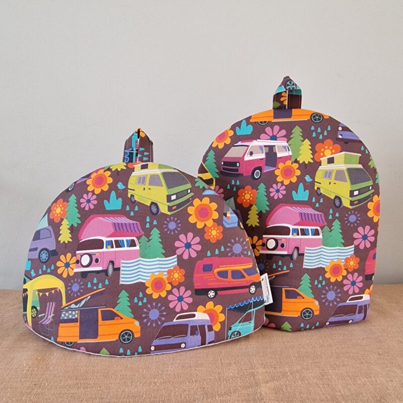 Campervan Tea Cosy (Aubergine)